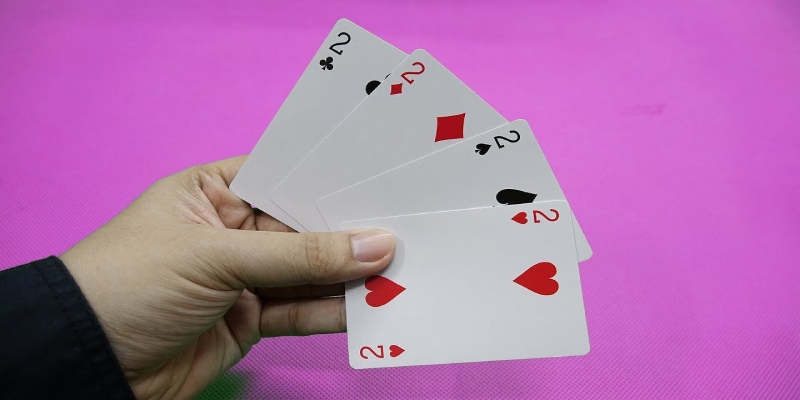 Tứ quý xếp thứ tư trong hệ thống thứ tự bài xì tố